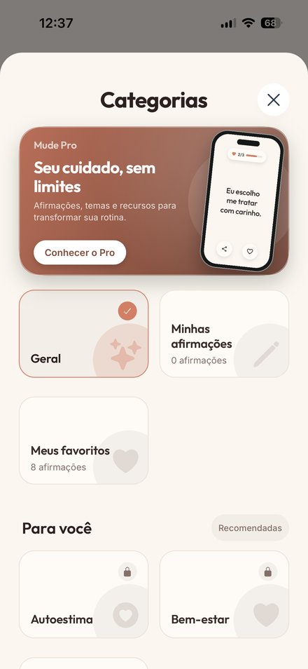 Tela de categorias do app Mude, com sugestões de afirmações e o plano Mude Pro